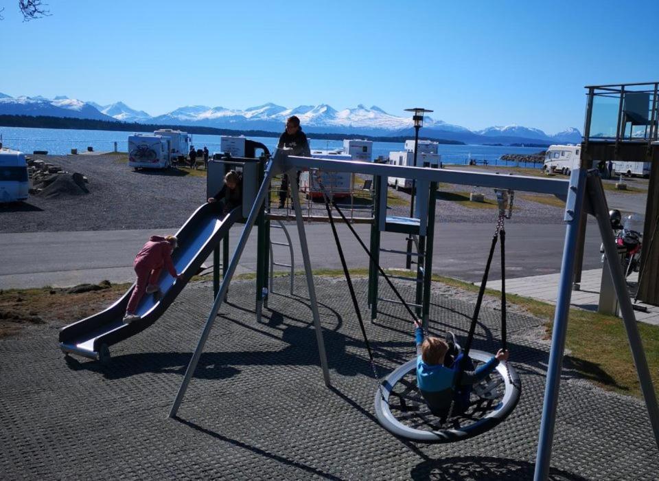 Kviltorp Camping Molde Bagian luar foto